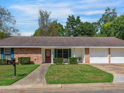 915 Hashim Dr