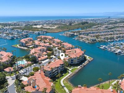 1808 Emerald Isle Way