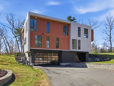 20 Dogwood Ln