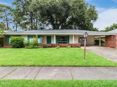 105 Ashwood Dr