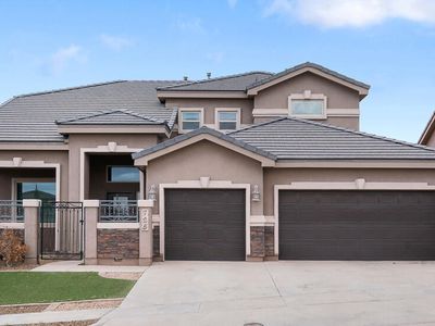 725 Colonial Bluff St