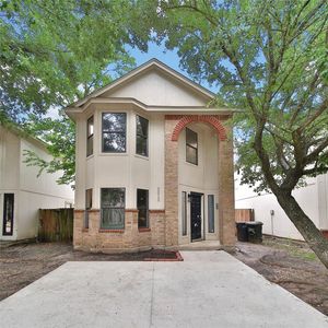 3012 La Estancia Ln