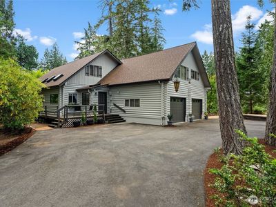 Property at 770 E Country Club Drive E, Union, WA