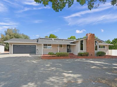 2045 Jefferson Dr