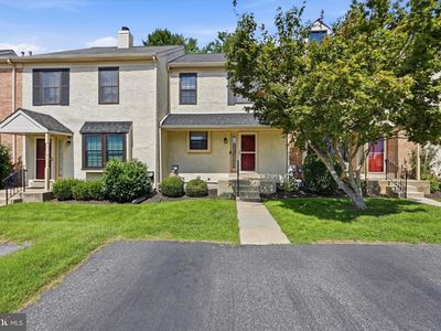 372 Scola Rd