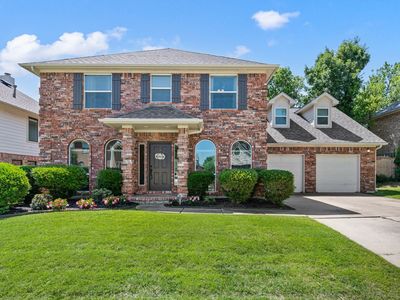 2332 Lakeway Ter