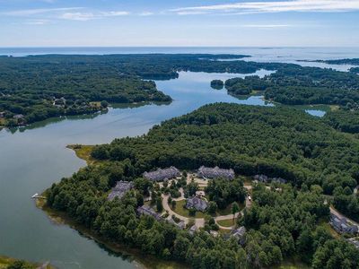 100 Shepards Cove Road #H205