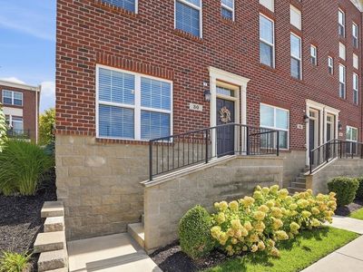 30 N Center St