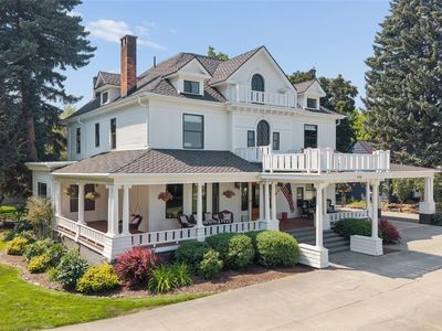 528 Woodland Ave