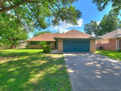 9260 E 32nd Pl