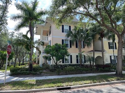 275 Murcia Drive #304