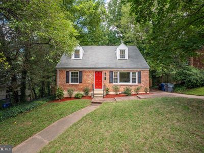 6474 Oakwood Dr