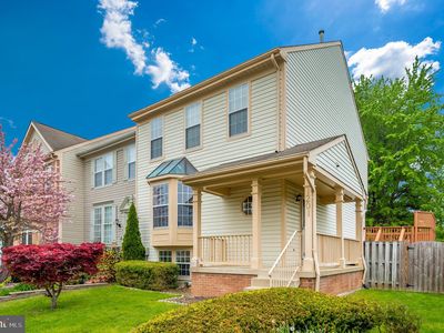 1201 Travis View Ct