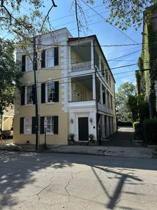 53 Hasell St APT C
