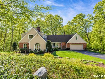 37 Hidden Brook Drive