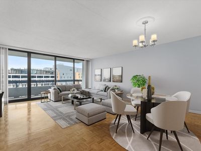 566 Commonwealth Ave APT 703