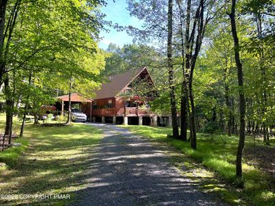 830 Lake Dr