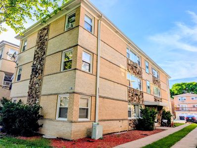8642 W Berwyn Ave Unit 2S