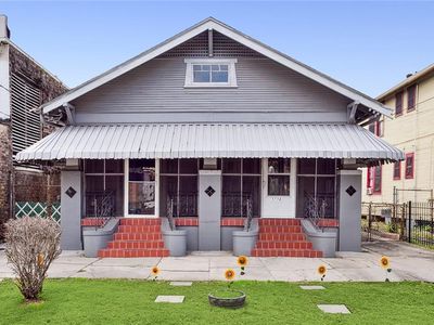 1712-14 Ursulines Ave