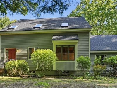 470 Montague Rd