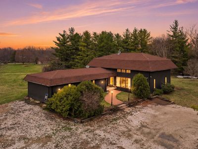 Property at 6225 Lakewood Dr, Marengo, IL