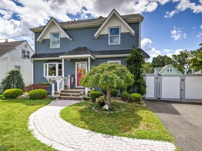 416 Giles Ave