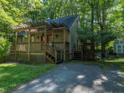 4 Monteray Ct