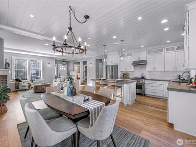 902 Captain Bay Court