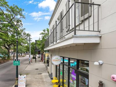 427 Esplanade Ave #201