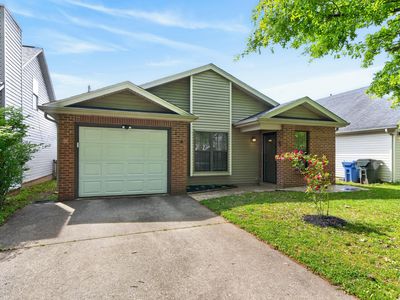 216 Pleasant Pointe Dr