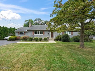 73 Larchwood Avenue