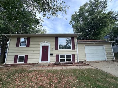 Property at 909 Sunset Rdg, Danville, IL
