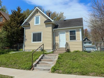 1021 Minnehaha Ave E