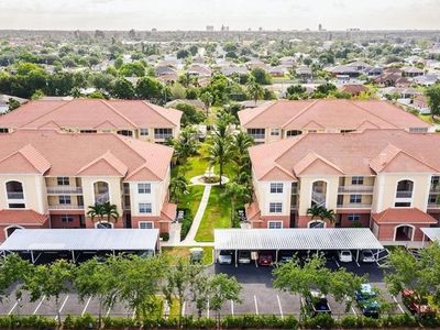 1125 Van Loon Commons Cir APT 302