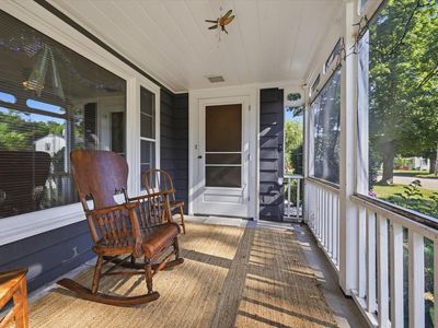 1000 Brewster AVENUE
