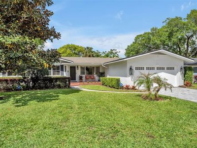 1725 Carollee Ln