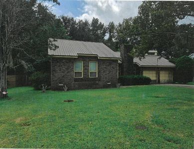 129 Honeysuckle Ln