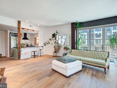 837 N 2nd St APT 202