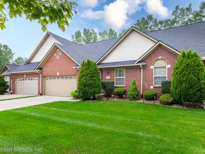 20742 Doves Pointe Dr