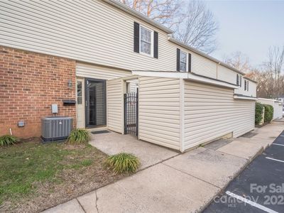 5929 Quail Hollow Rd APT B