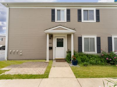 1558 Quaker Ln #174D