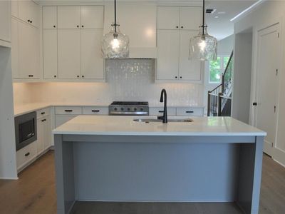 241 White St NW