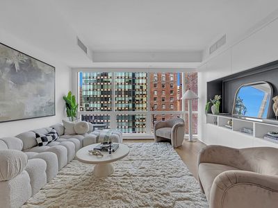 2628 Broadway APT 9A