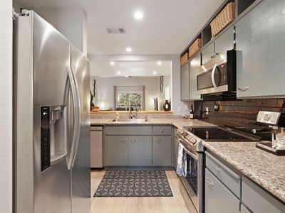 2401 Eilers Ln Unit 904