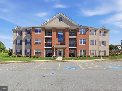 800 Wembley Dr Unit 2D