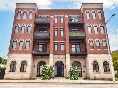 641 E Pershing Ave #301