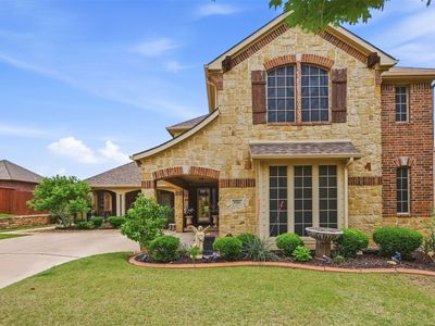 9708 Brewster Ln