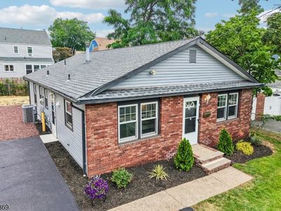 95 Mitchell St