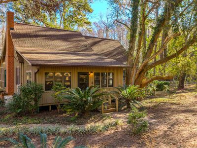 5301 Gentle Breeze Dr