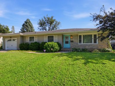 Property at 712 22nd Avenue Ct, Moline, IL
